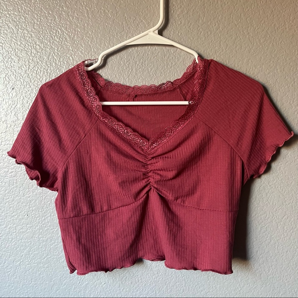 SHEIN Ruched Detail Lettuce Trim Tee